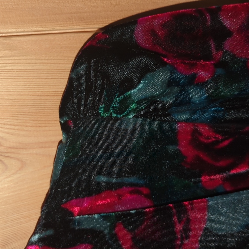 Torrid Women’s Floral Velvet Lined Long Coat - Picture 8 of 12
